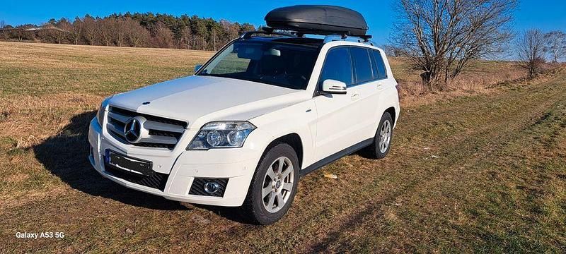 Weiß Gebraucht 2010 Mercedes GLK200 SUV | 9.700 € (Fairer Preis) - Bild 1/4