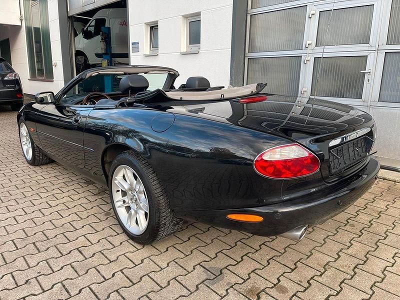 Gebraucht Jaguar XK8 284 PS (208 kW) 2001 Schwarz Cabrio