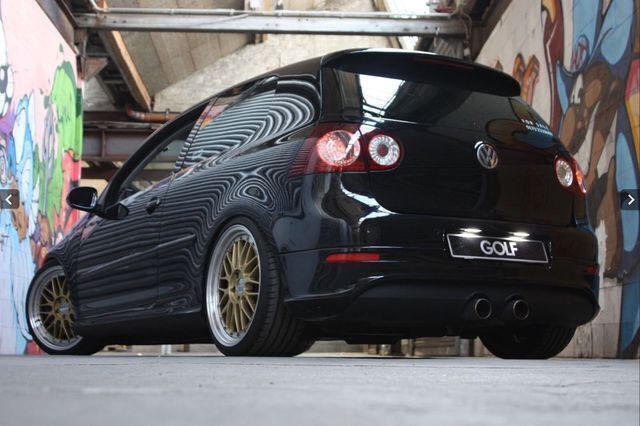 Gebraucht VW Golf V R 381 PS (280 kW) 2006 Schwarz metallic Limousine
