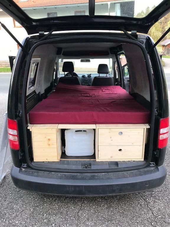 Gebraucht VW Caddy Maxi 102 PS (75 kW) 2011 Schwarz Van / Kleinbus