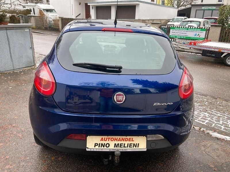 Gebraucht Fiat Bravo Lounge 140 PS (102 kW) 2013 Blau Kleinwagen