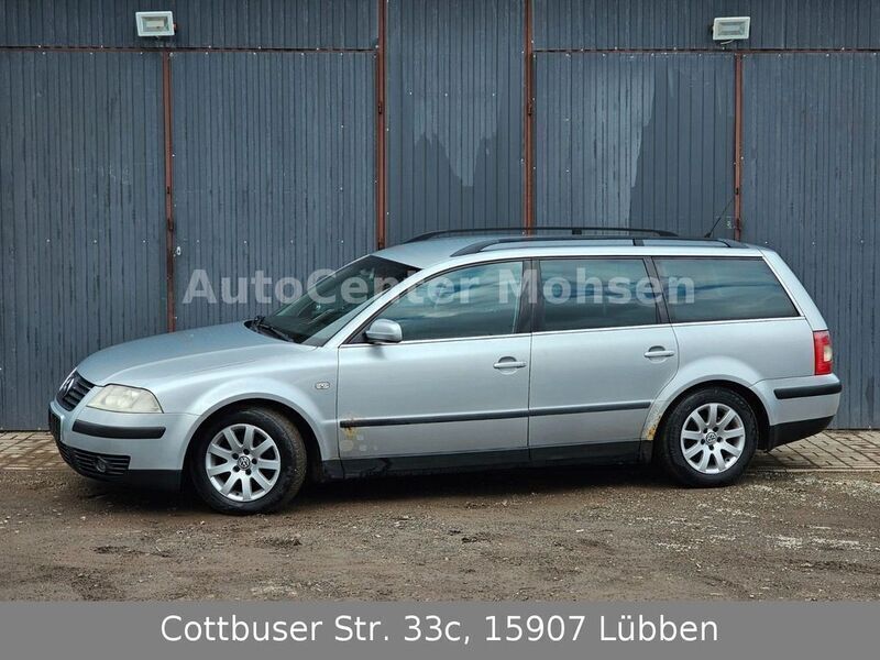 Silber Gebraucht 2001 VW Passat Trendline Kombi | 599 € (Guter Preis) - Bild 1/4