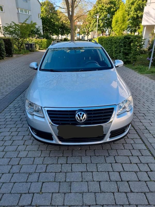 Second-hand VW Passat 140 CP (102 kW) 2008 Gri Break