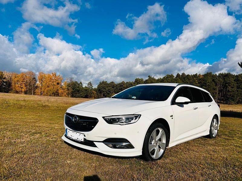 Gebraucht Opel Insignia Ultimate 260 PS (191 kW) 2018 Weiß Kombi