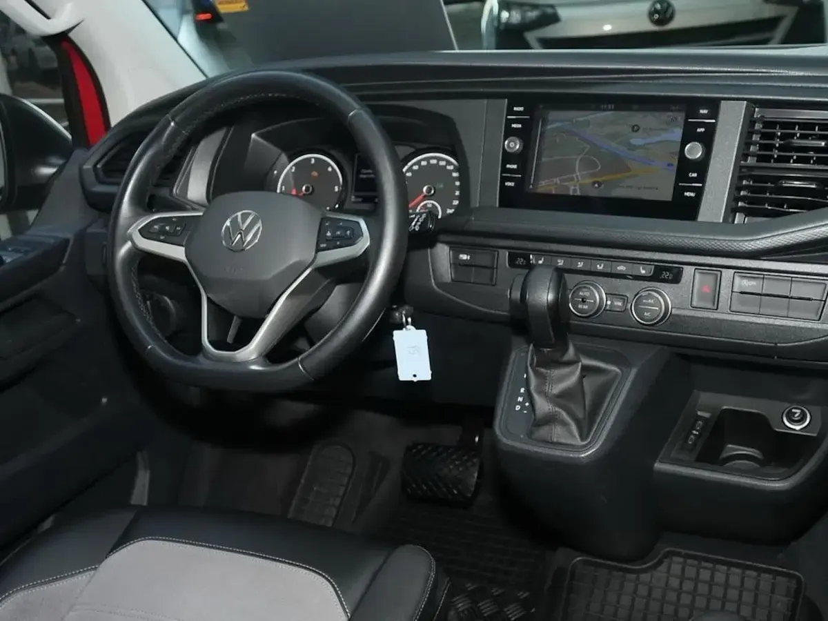 Gebraucht VW California Beach 150 PS (110 kW) 2024 Van
