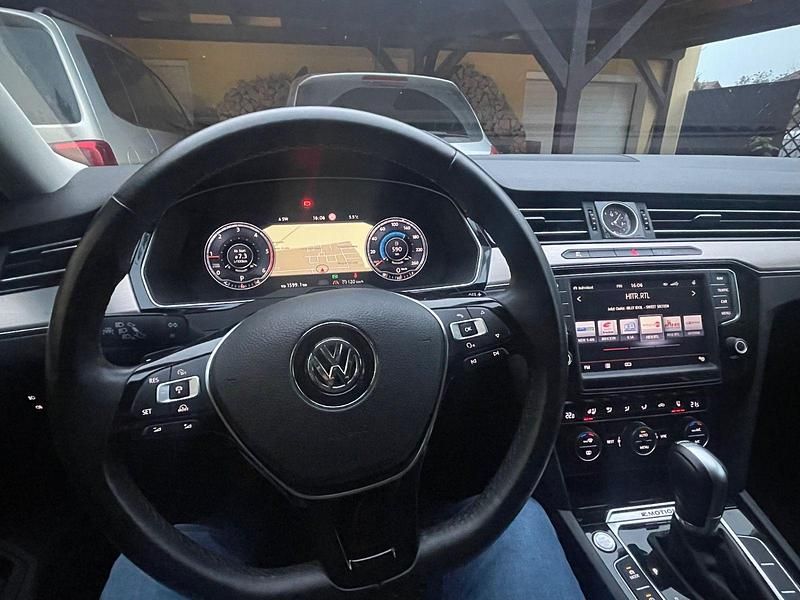 Używany VW Passat Highline 239 KM (175 kW) 2015 Szary Kombi