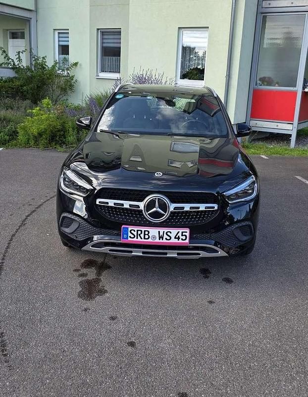 Gebraucht 2021 Mercedes GLA220 SUV | 35.780 € (Guter Preis) - Bild 1/4
