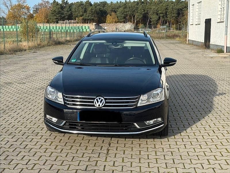 Gebraucht VW Passat Comfortline 140 PS (102 kW) 2011 Schwarz Kombi