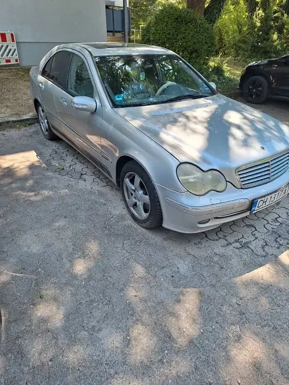 Gebraucht Mercedes C320 Elegance 218 PS (160 kW) 2000 Silber Limousine