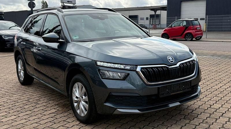Grau Gebraucht 2020 Skoda Kamiq SUV | 14.999 € (Guter Preis) - Bild 1/4