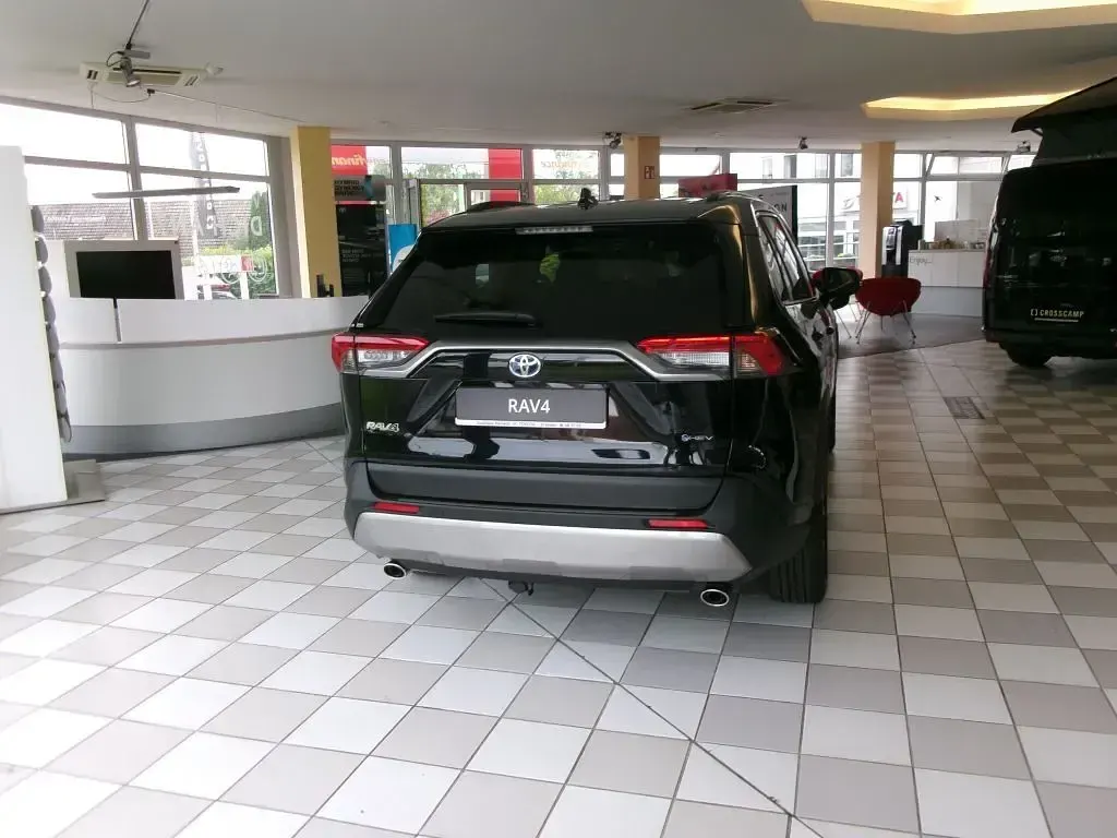 Neu Toyota RAV4 Hybrid 218 PS (160 kW) 2025 Schwarz SUV