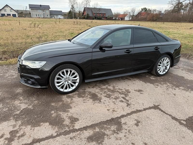 Gebraucht Audi A6 Black Edition 190 PS (139 kW) 2016 Schwarz Limousine