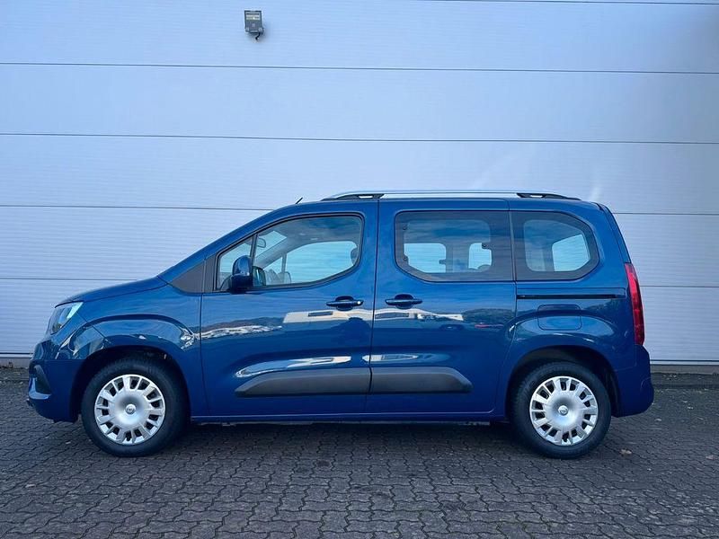 Gebraucht Opel Combo Life Edition 131 PS (96 kW) 2019 Blau Van / Kleinbus