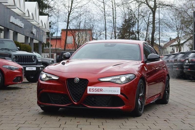 Gebraucht Alfa Romeo Giulia Quadrifoglio 510 PS (375 kW) 2024 Rot Limousine
