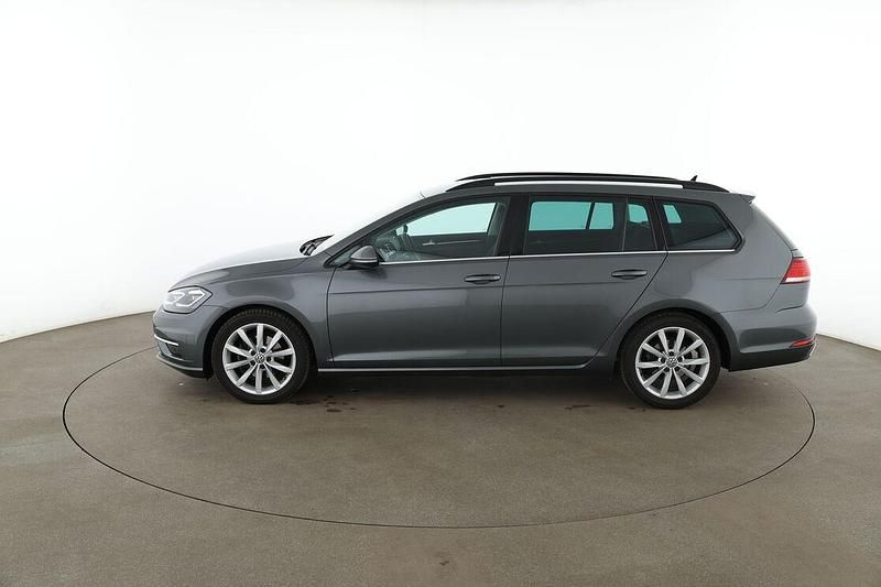 Gebraucht VW Golf VII Highline 150 PS (110 kW) 2020 Grau Kombi