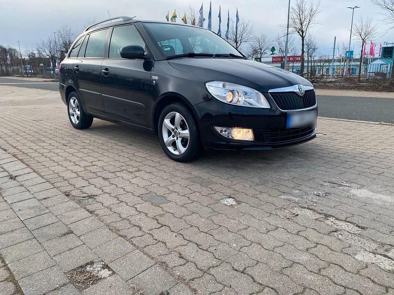 Gebraucht Skoda Fabia 90 PS (66 kW) 2011 Schwarz Kombi