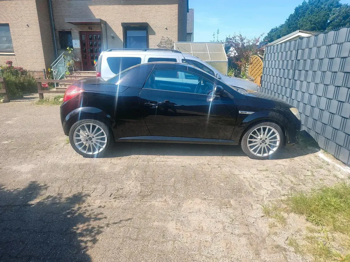Gebraucht Opel Tigra 90 PS (66 kW) 2007 Schwarz Cabrio