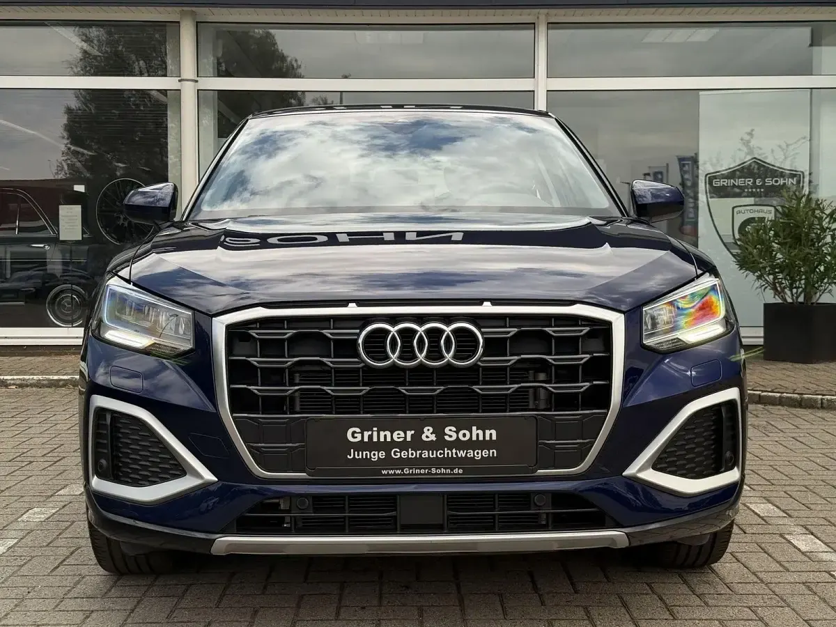 Gebraucht Audi Q2 Advanced 150 PS (110 kW) 2024 Blau SUV