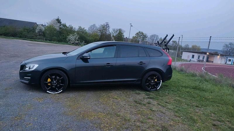 Gebraucht Volvo V60 163 PS (119 kW) 2013 Kombi