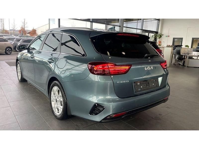 Gebraucht Kia Ceed Sportswagon 140 PS (102 kW) 2025 Grau Kombi