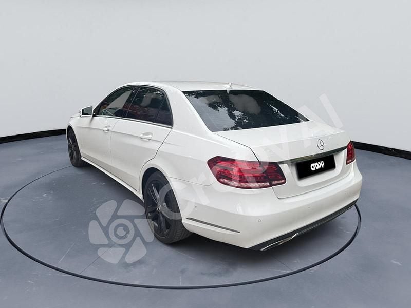Weiß Gebraucht 2015 Mercedes E350 Limousine | 22.750 € (Fairer Preis) - Bild 1/4