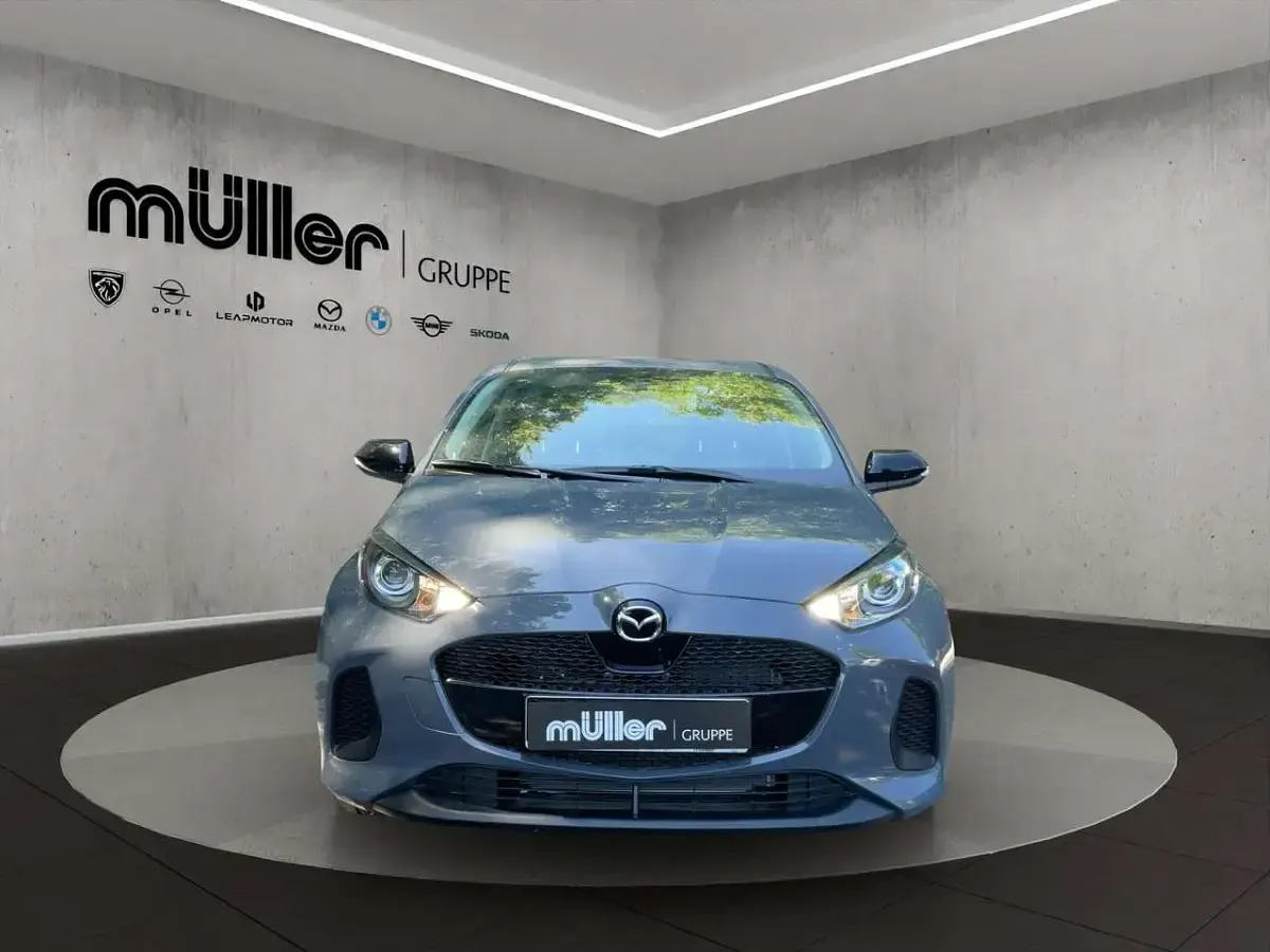 Neu Mazda 2 116 PS (85 kW) 2026 Grau Kleinwagen