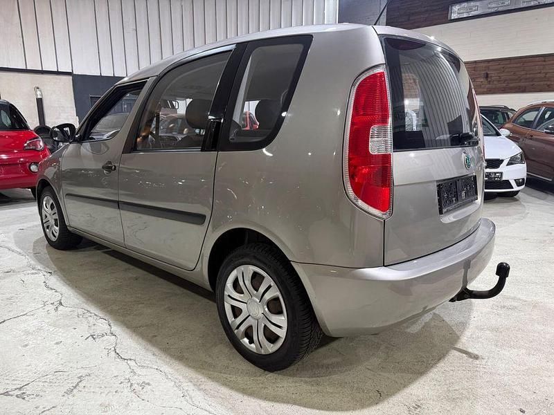 Gebraucht Skoda Roomster Plus Edition 86 PS (63 kW) 2012 Beige Van / Kleinbus