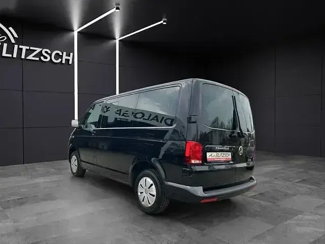 Gebraucht VW Caravelle Comfortline 150 PS (110 kW) 2024 Deep black perleffekt Van