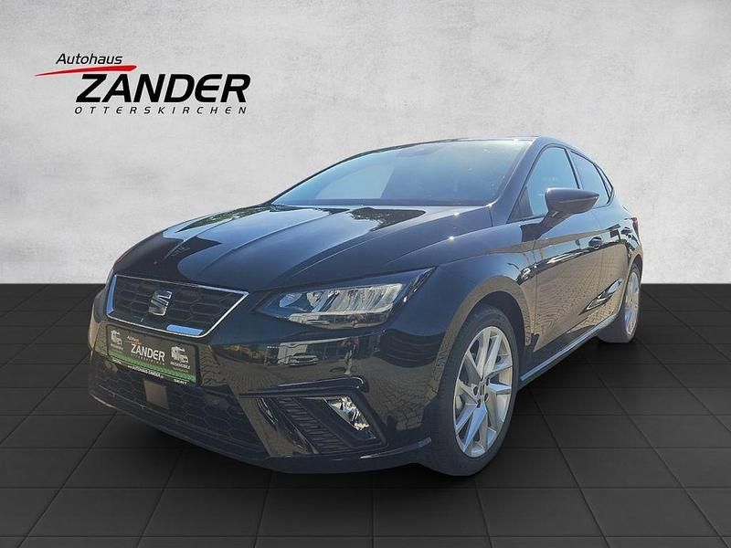 Mitternachtsschwarz Neu 2025 Seat Ibiza FR Limousine | 19.990 € (Etwas zu teuer) - Bild 1/4