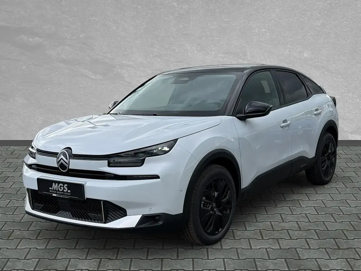 Neu Citroën C4 145 PS (106 kW) 2026 Okenit weiß SUV