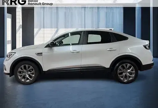 Second-hand Renault Arkana Evolution 140 CP (102 kW) 2024 Alb SUV