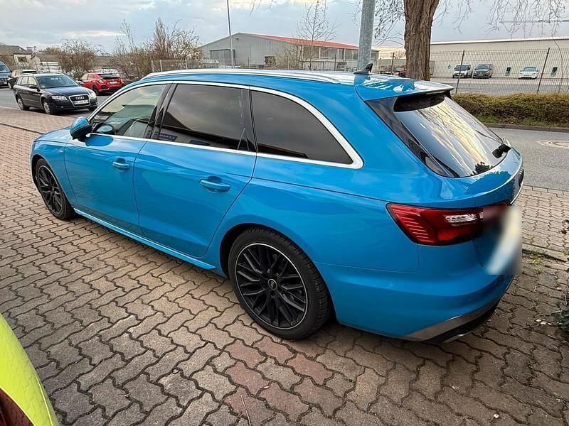 Gebraucht Audi A4 S-Line 163 PS (119 kW) 2022 Blau Kombi