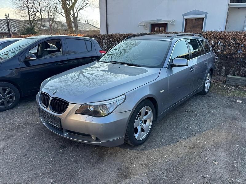 Gebraucht BMW 523 176 PS (129 kW) 2007 Grau Kombi
