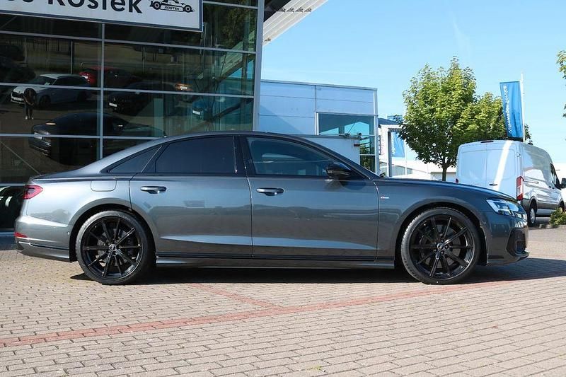 Gebraucht Audi A8 Exclusive 460 PS (338 kW) 2024 Grau Limousine