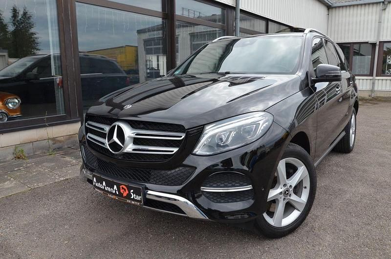 Schwarz Gebraucht 2017 Mercedes GLE400 SUV | 24.490 € (Fairer Preis) - Bild 1/4