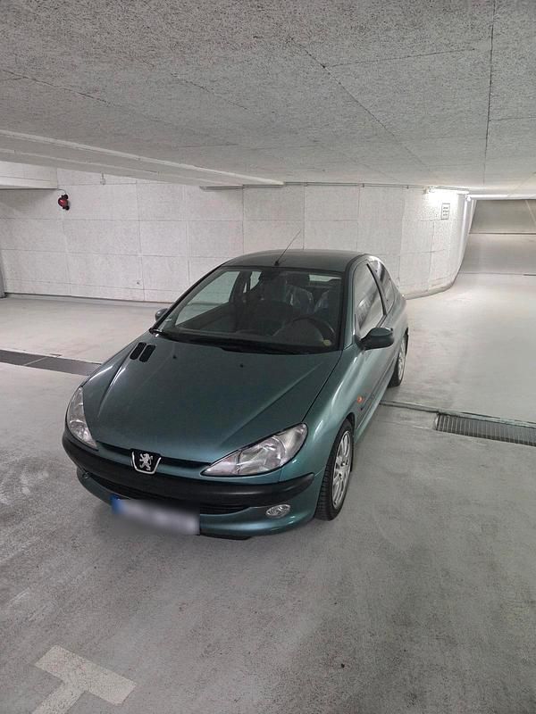 Gebraucht Peugeot 206 75 PS (55 kW) 1999 Kleinwagen