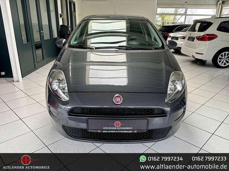 Gebraucht Fiat Punto Basis 69 PS (50 kW) 2017 Colore esterno (grigio grafite Kleinwagen