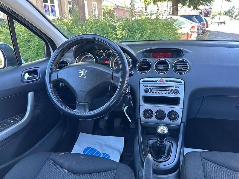 Gebraucht Peugeot 308 SW Tendance 109 PS (80 kW) 2010 Weiß Kombi