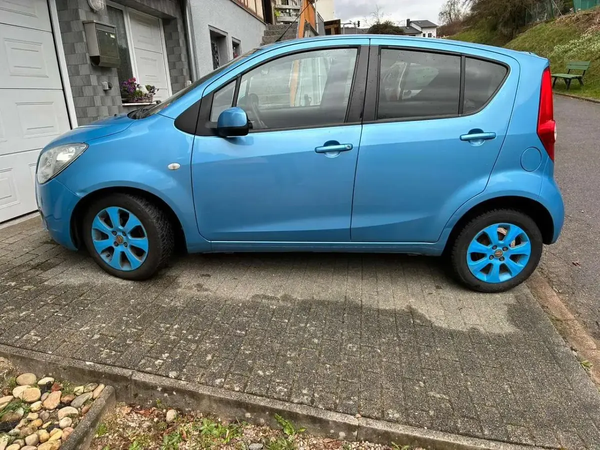 Używany Opel Agila Edition 86 KM (63 kW) 2009 Hatchback