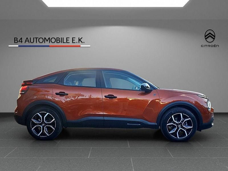 Gebraucht Citroën e-C4 Feel 100 kW (136 PS) 2022 Braun Limousine