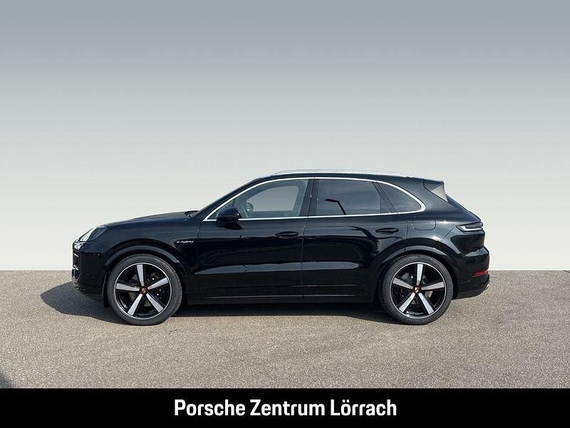 Gebraucht Porsche Cayenne 470 PS (345 kW) 2025 Schwarz SUV