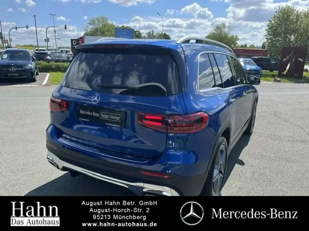 Gebraucht Mercedes GLB220 AMG 190 PS (139 kW) 2025 Lack spektralblau SUV