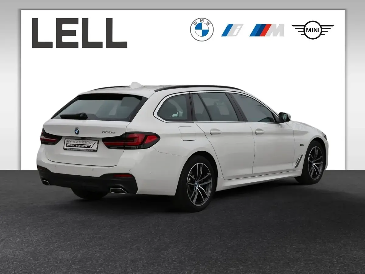 Gebraucht BMW 530e M Sport 292 PS (214 kW) 2021 Weiß Kombi