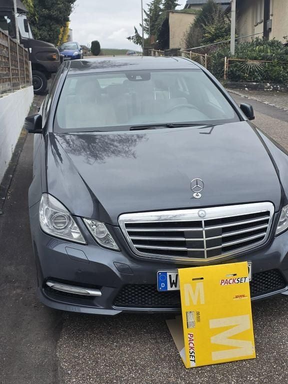 Gebraucht Mercedes E350 279 PS (205 kW) 2012 Grau Limousine