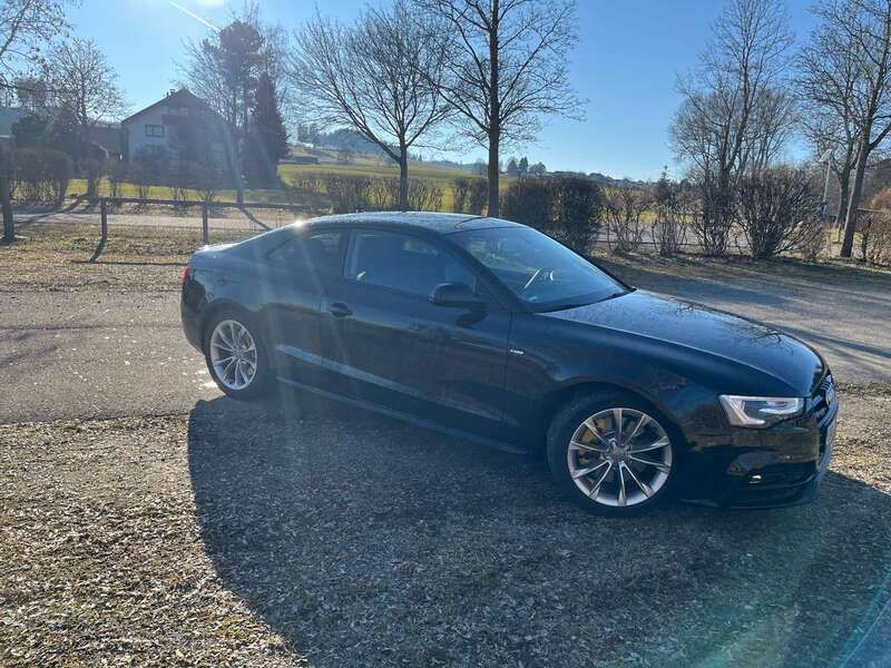 Schwarz Gebraucht 2016 Audi A5 Coupé | 22.500 € (Guter Preis) - Bild 1/4