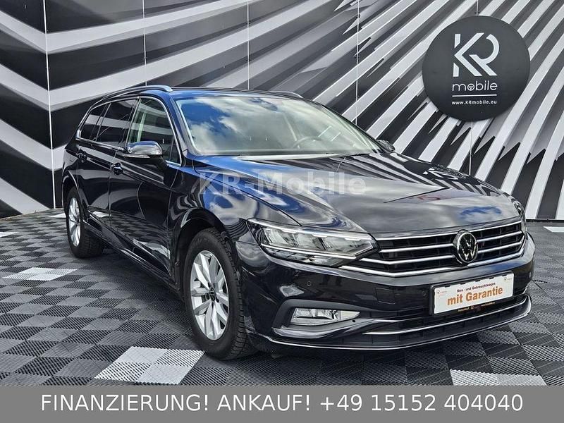 Schwarz Gebraucht 2023 VW Passat Business Kombi | 22.500 € (Guter Preis) - Bild 1/4