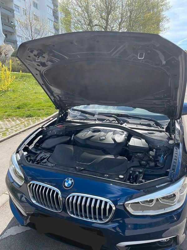 Usata BMW 120 184 CV (135 kW) 2019 Blu Utilitaria