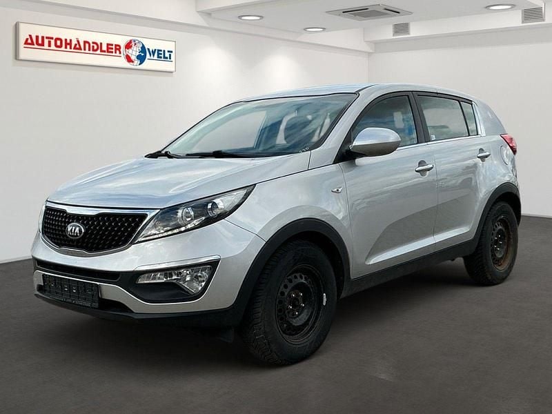Gebraucht Kia Sportage Attract 116 PS (85 kW) 2016 Silber SUV