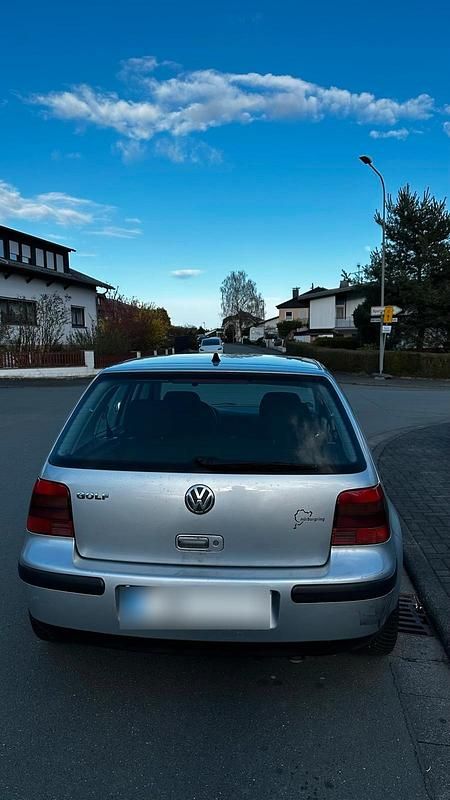 Gebraucht VW Golf IV 75 PS (55 kW) 2001 Silber Limousine