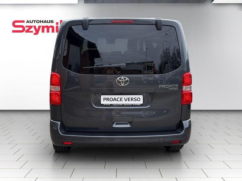 Gebraucht Toyota Proace Verso 179 PS (131 kW) 2026 Grau Kombi